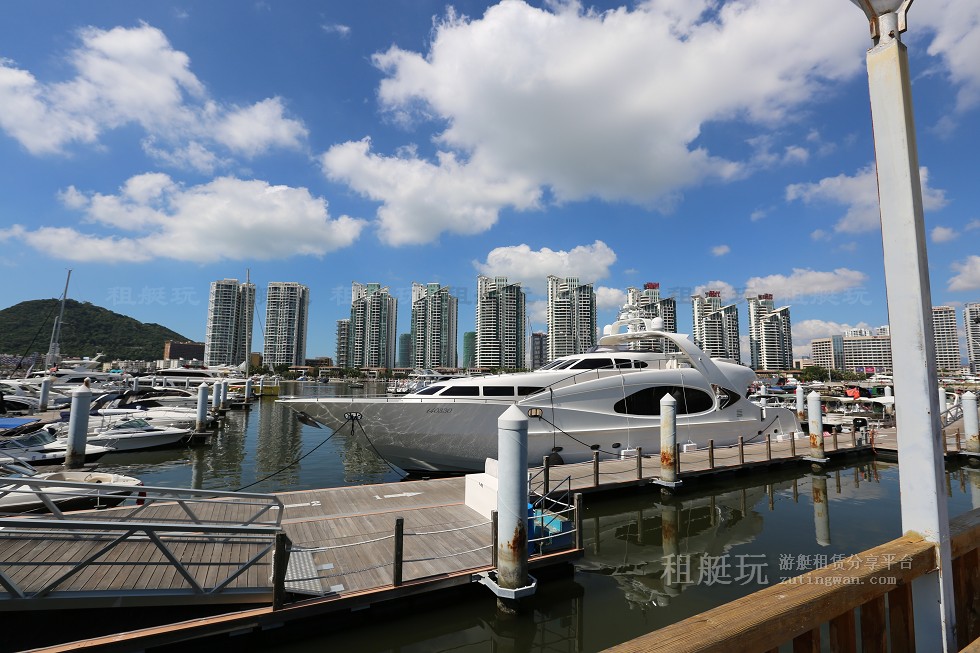 三亞星華游艇碼頭 三亞星華游艇碼頭