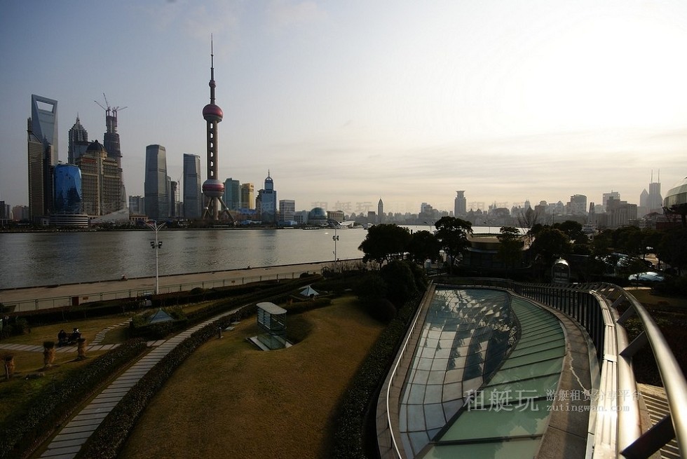 上海港國際客運中心碼頭 上海港國際客運中心碼頭