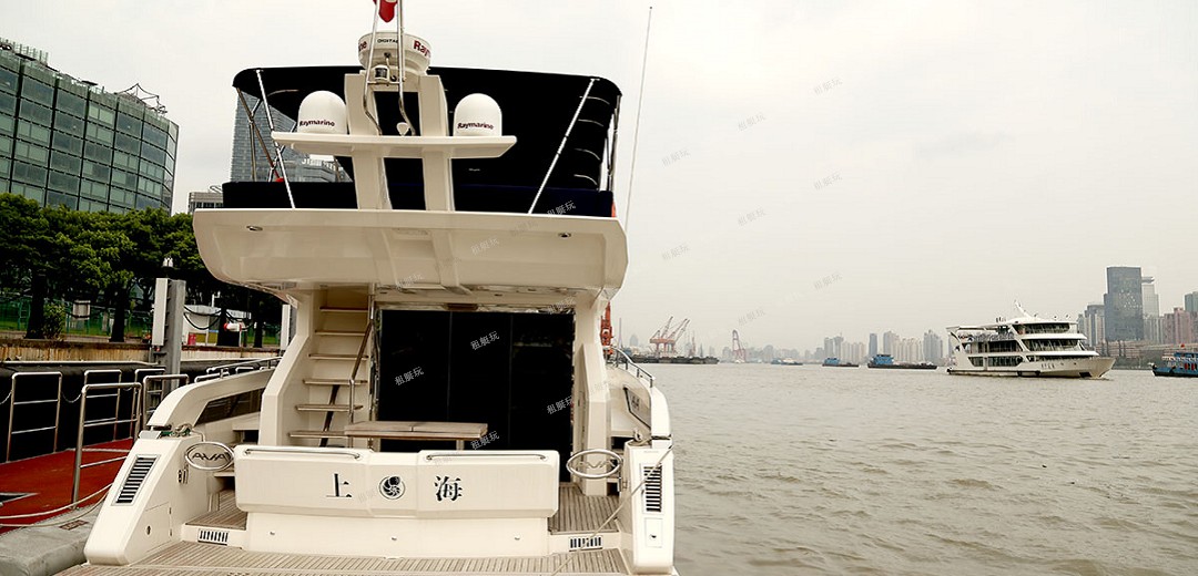 臺(tái)灣AVA 49豪華游艇 1 臺(tái)灣AVA 49豪華游艇 1