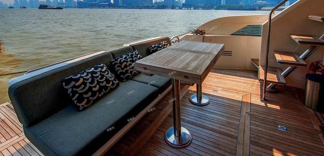 臺(tái)灣AVA 49豪華游艇 1 臺(tái)灣AVA 49豪華游艇 1