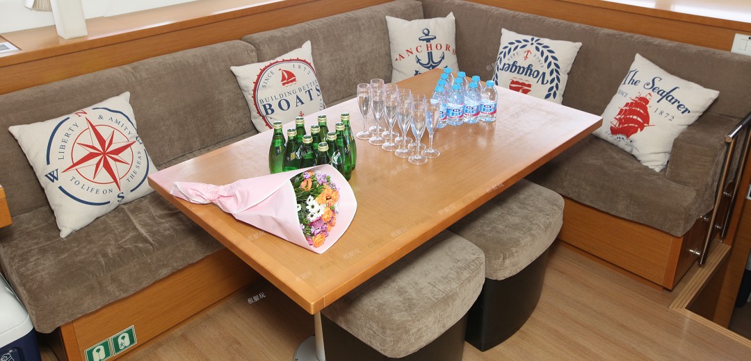 法國藍(lán)高 Lagoon450