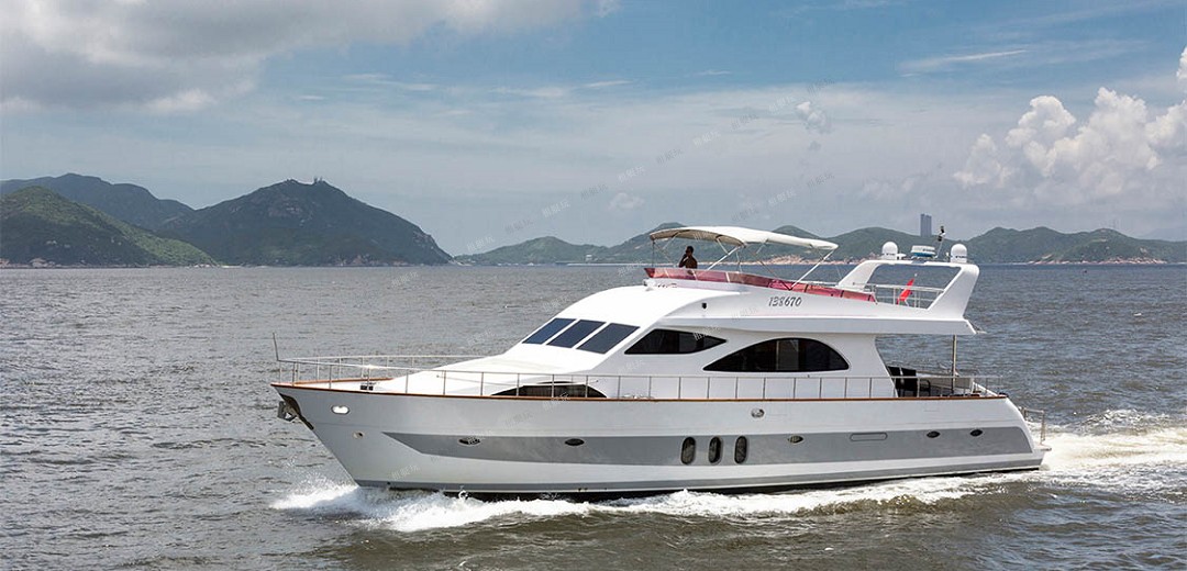 72尺豪華飛橋游艇 72尺豪華飛橋游艇